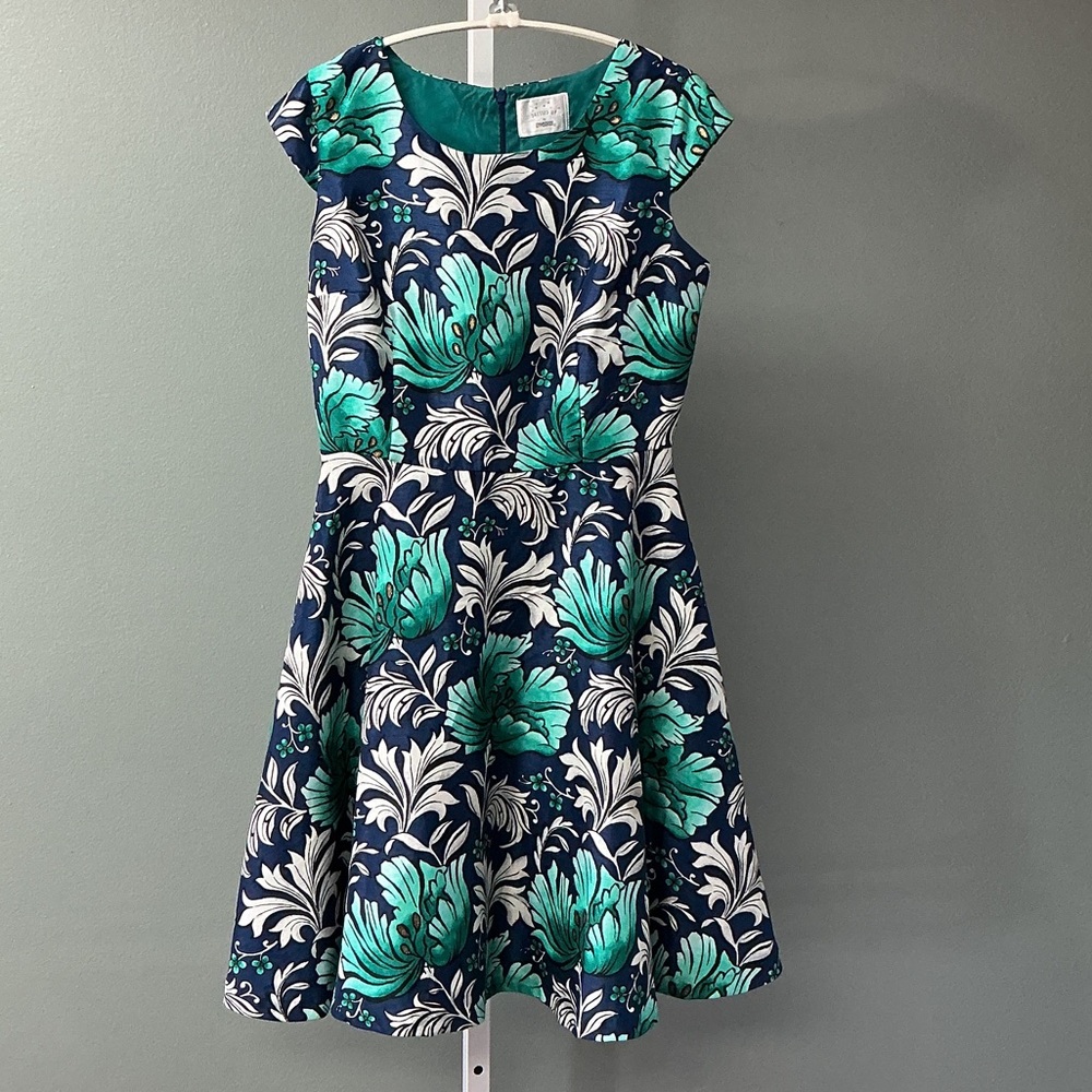 Dressed up by Gymboree, woman Floral Heritage Dress in Blue and Green, size 4.